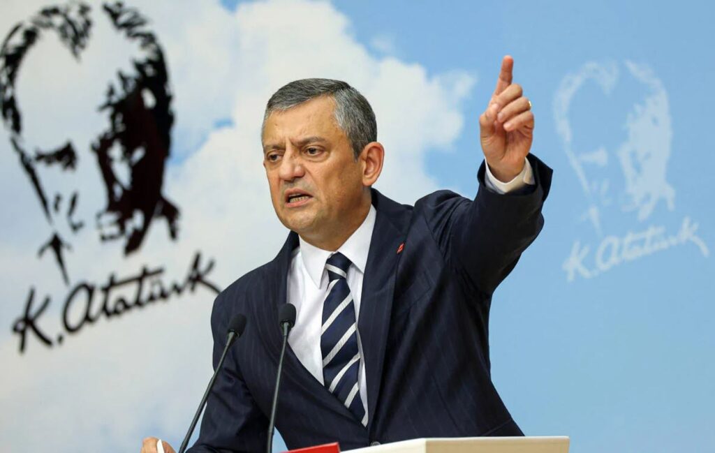 Özgür Özel kimin tetikçiliğini yapıyor?