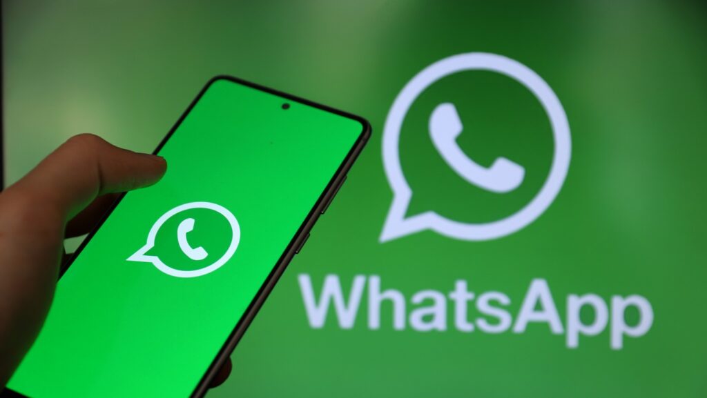 Rezaletin de böyledi! Yurt dışından gelenlere dijital zulmü: Whatsapp bile kullandırılmıyor!