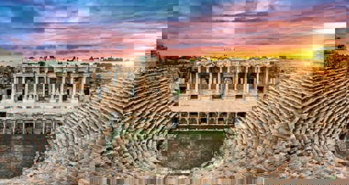 Kültür ve Turizm Bakanı Ersoy, “Bu yıl da Aspendos’ta13 bin 500 metrekarelik aktif çalışma sahasına ulaşmayı hedefledik”