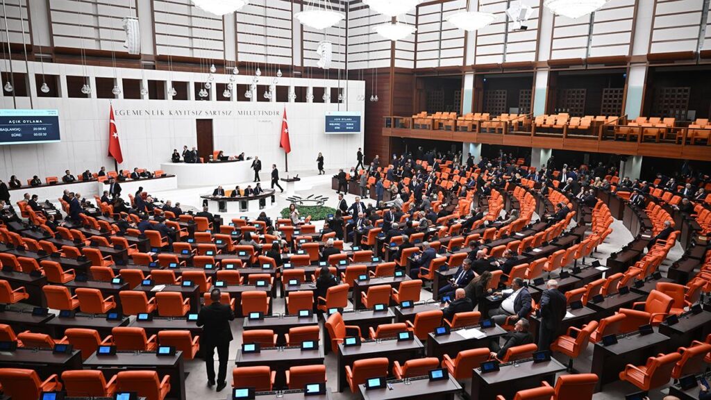 TBMM bugün yoğun gündemle haftaya başlıyor