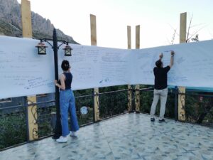 “Özgür Duvar” fikirlerle doldu