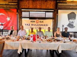 Küresel Gazeteciler Konseyi (KGK) Ailesi, ‘Yaz Buluşması’ için Ankara’da bir araya geldi