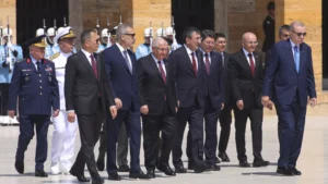 2025 Yılı YAŞ Kararları: TSK Neden Apolitik Olmalı? -I-