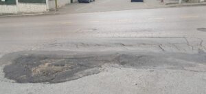 Yalova Belediyesi Göçen yola çözüm üretemiyor!…