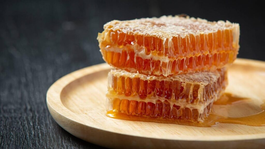 Doğu Karadeniz’den ocak-ekim döneminde bal ihracatı, 1 milyon 834 bin 520 dolara ulaştı.