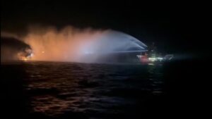 Karadeniz’de 2 ticari gemide patlama oldu