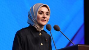 Bakan Göktaş: Kadına yönelik şiddete karşı mücadeleyi en üst seviyede sürdüreceğiz