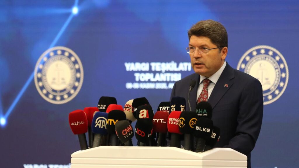 Adalet Bakanı Tunç, “Adaleti, herkese hak ettiğini vermek”