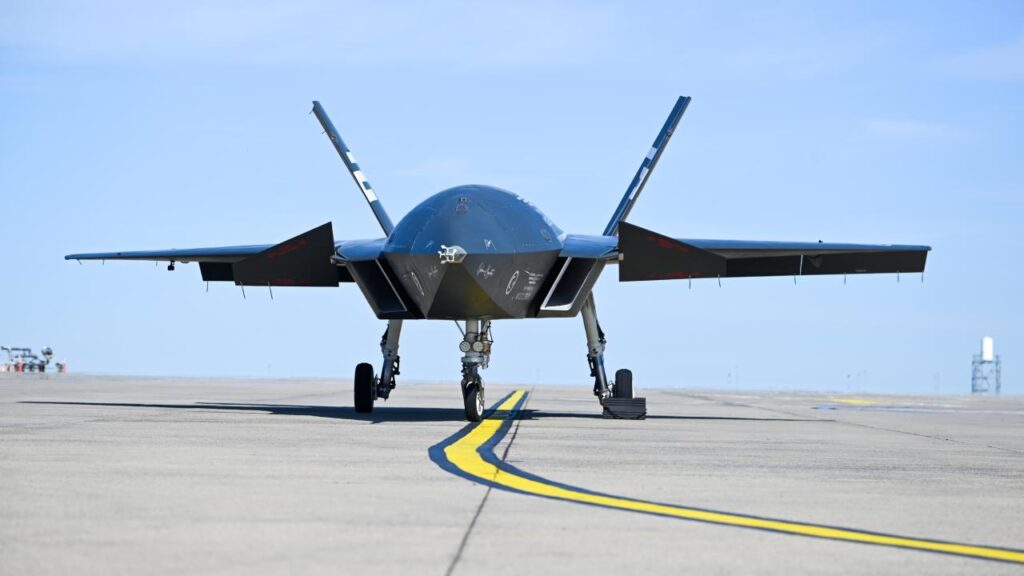 Türkiye’nin ilk insansız savaş uçağı Bayraktar KIZILELMA, hava hedefini vuran ilk insansız savaş uçağı dünya basınında…