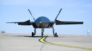 Türkiye’nin ilk insansız savaş uçağı Bayraktar KIZILELMA, hava hedefini vuran ilk insansız savaş uçağı dünya basınında…