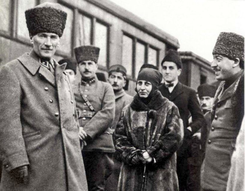 Yazar Yavuz DONAT yazdı: Atatürk’ün basın toplantısı…16 Ocak…