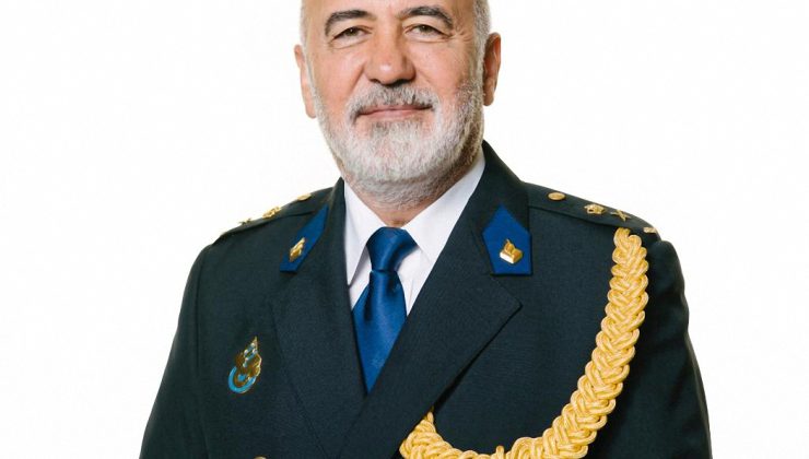 Hollanda Türklerinin övgü kaynağı olan kuzey Hollanda Emniyet Müdürü: Hamit KARAKUŞ