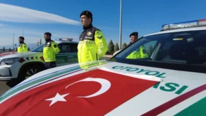 Ekim 2024’te kurulan Jandarma Otoyol Timleri, karayollarında yaşanabilecek her türlü olumsuz duruma karşı tek kolluk kuvveti olarak müdahale ediyor.