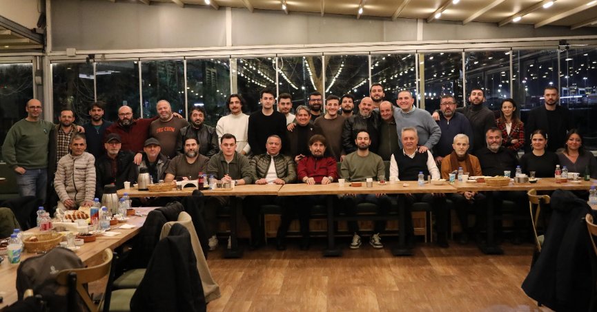 Kocaelispor Teknik Direktörü Selçuk İnan, Kocaeli spor basını ile iftarda bir araya geldi