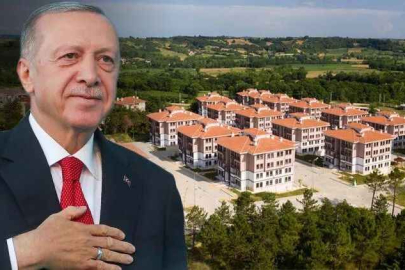 Erdoğan,”Asrın felaketinin yıl dönümü yaklaşıyor diye deprem turistleri yine hareketlenmiş vaziyette”.
