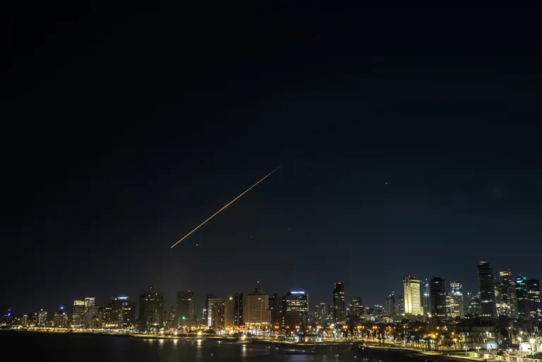 ABD ve İsrail’in Saldırıları, İran’ın Misillemeleri: Mühimmat Üretimi, Stok Derinliği ve Siyasi Dayanıklılık Testi