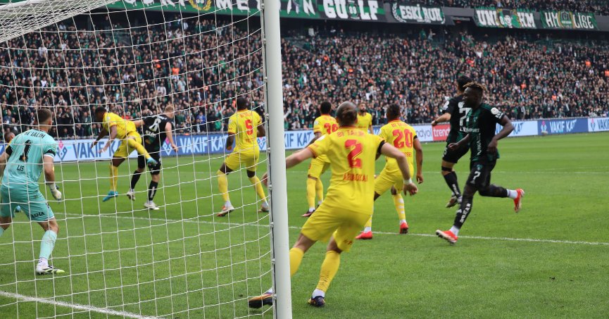 Kocaeli Temsilcisi ve Spor Yazarı Mustafa Salman YAZDI: Giriş ve Gelişme Güzel; Sonuç Soru İşareti…Kompozisyon Gibi Kocaelispor…