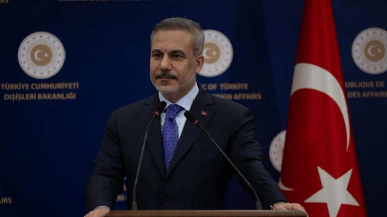 Dışişleri Bakanı Fidan, “ABD ile İran arasında devam eden müzakerelerde en önemli önceliğin ateşkesin sürmesi”