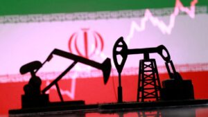 Hürmüz Boğazı’nda Amerika Birleşik Devletleri ile İran arasında yaşanan çatışmalar; Petrol fiyatlarını yükseltti..